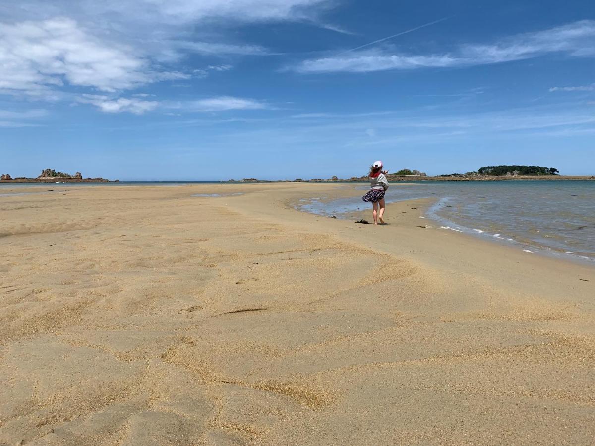 Les Villas D' Onalou Port Blanc Penvénan 外观 照片